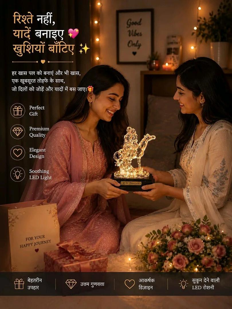 decorative crystal showpiece ko dikhati hai, jismein ek camel aur uspar baithe hue logon ki figure bani hui hai